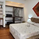 Riohome Em Cobertura Na Segunda Quadra Da Praia Do Posto 6 De Copa